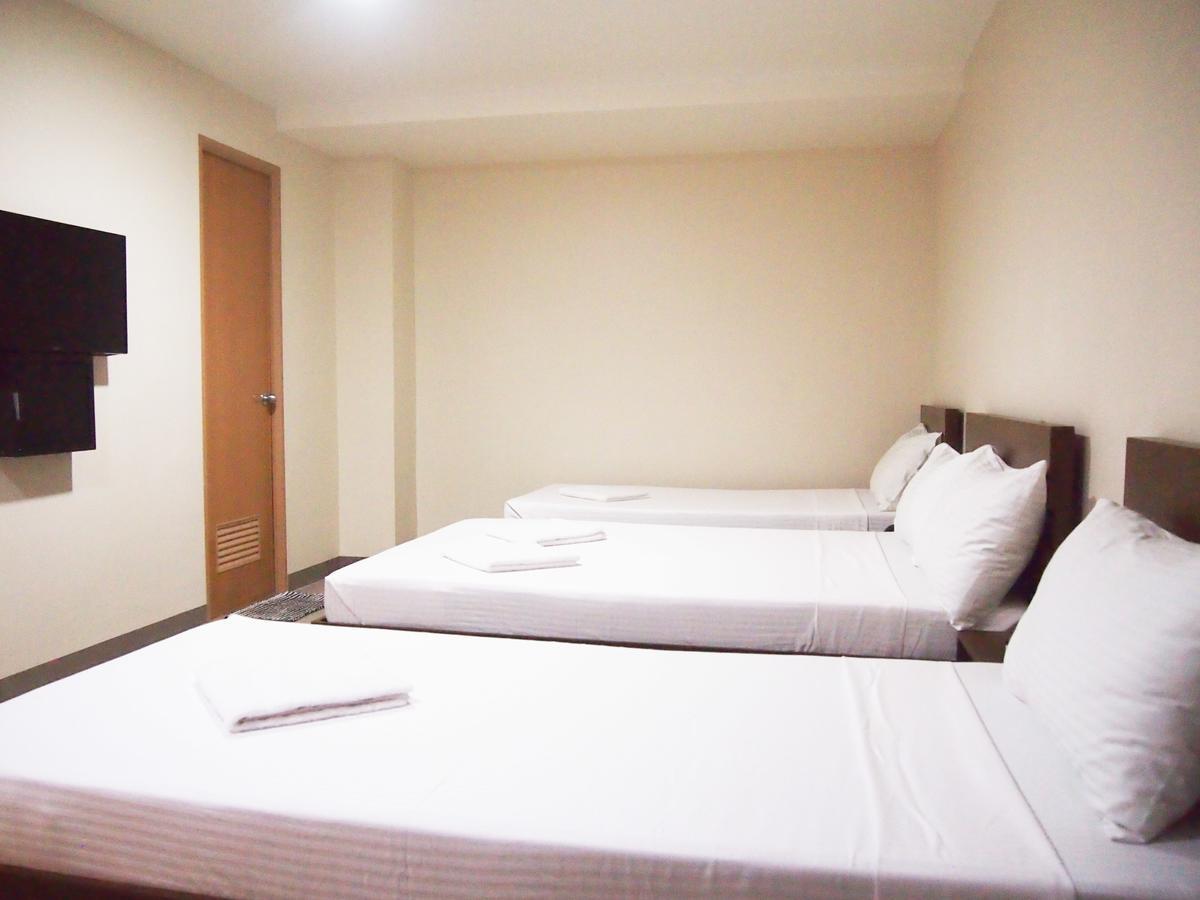 Emerald Suites Cdo Cagayan de Oro Bilik gambar