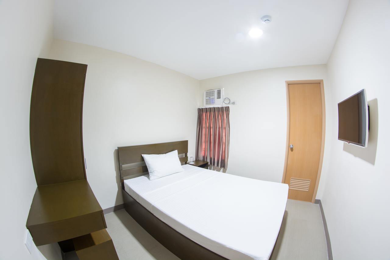 Emerald Suites Cdo Cagayan de Oro Bilik gambar
