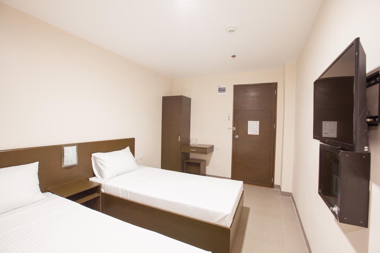 Emerald Suites Cdo Cagayan de Oro Bilik gambar